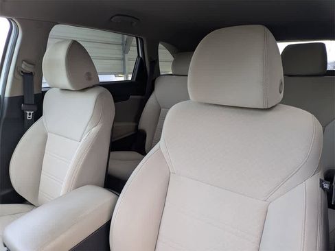 Used 2019 Kia Sorento LX w/ LX Convenience Package image 7