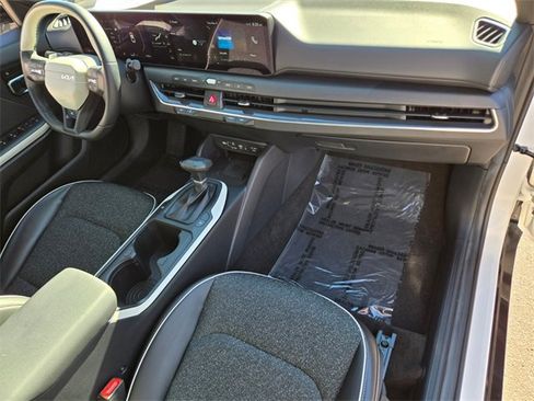 Used 2025 Kia K4 GT-Line w/ GT-Line Sunroof Package image 21