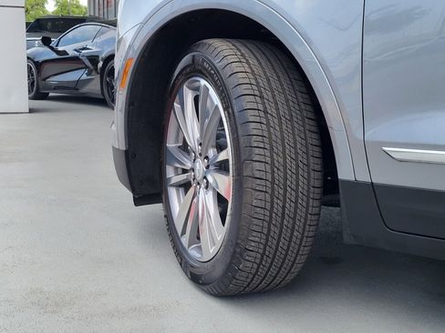 Used 2025 Cadillac XT5 Premium Luxury w/ Technology Package FWD image 33