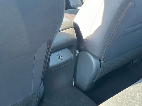 Used 2025 Nissan Sentra SV image 23