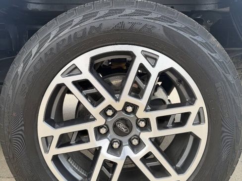 Used 2021 Ford F150 Lariat AWD/4WD image 14