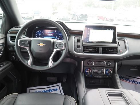 Used 2024 Chevrolet Tahoe Premier AWD/4WD image 22