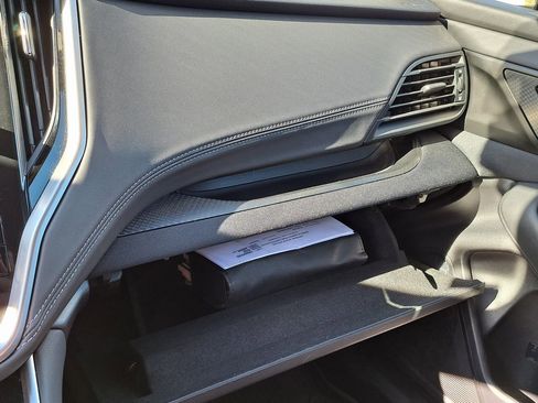 Used 2024 Subaru Outback Premium image 20