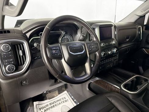 Used 2021 GMC Sierra 2500 Denali w/ Denali Ultimate Package AWD/4WD image 9
