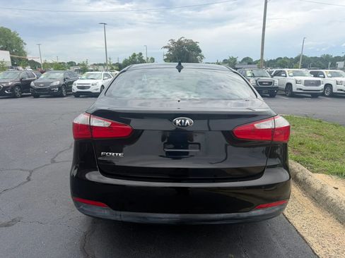 Used 2016 Kia Forte LX FWD image 6