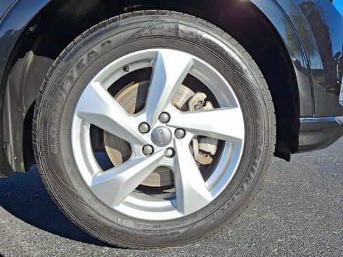 Used 2019 Audi Q3 2.0T Premium Plus w/ Premium Plus Package image 8