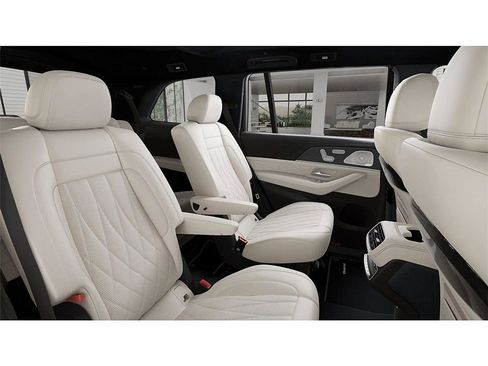 New 2026 Mercedes-Benz GLS 63 AMG 4MATIC image 5