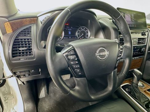 Used 2022 Nissan Armada SL image 12