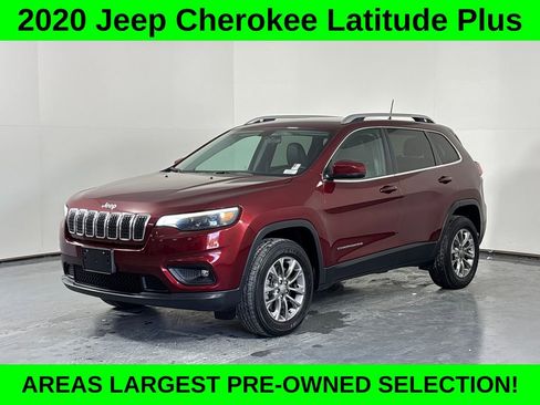 Used 2020 Jeep Cherokee Latitude Plus image 3