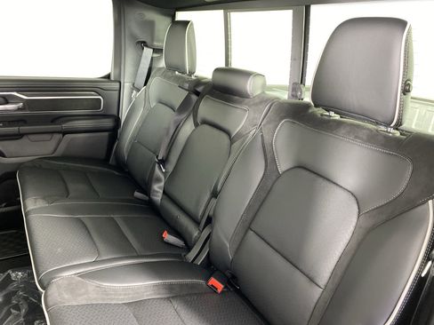 New 2026 RAM 1500 Laramie AWD/4WD image 32