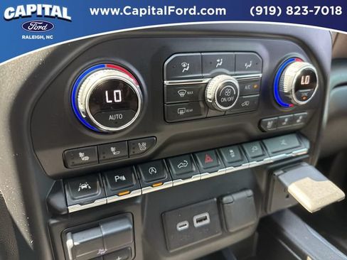 Used 2021 Chevrolet Silverado 1500 High Country w/ Technology Package AWD/4WD image 30