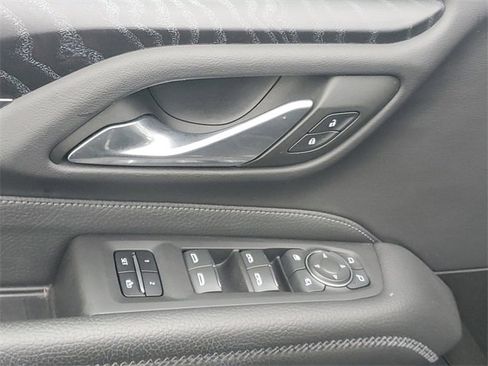 Certified 2022 GMC Yukon Denali image 17