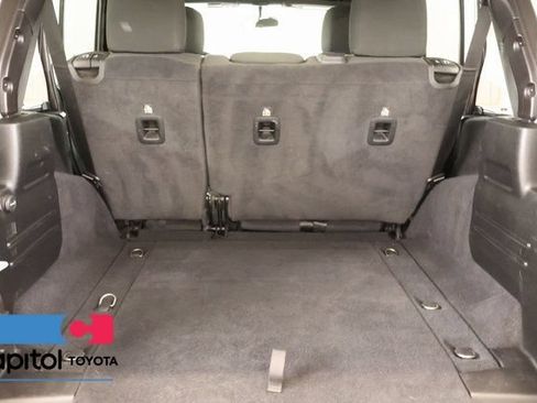 Used 2021 Jeep Wrangler Unlimited Rubicon AWD/4WD image 25