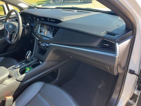 Certified 2023 Cadillac XT5 Premium Luxury w/ LPO, Floor Liner Package image 35