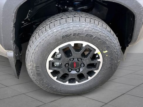 New 2026 Toyota Tacoma TRD Off-Road AWD/4WD image 12