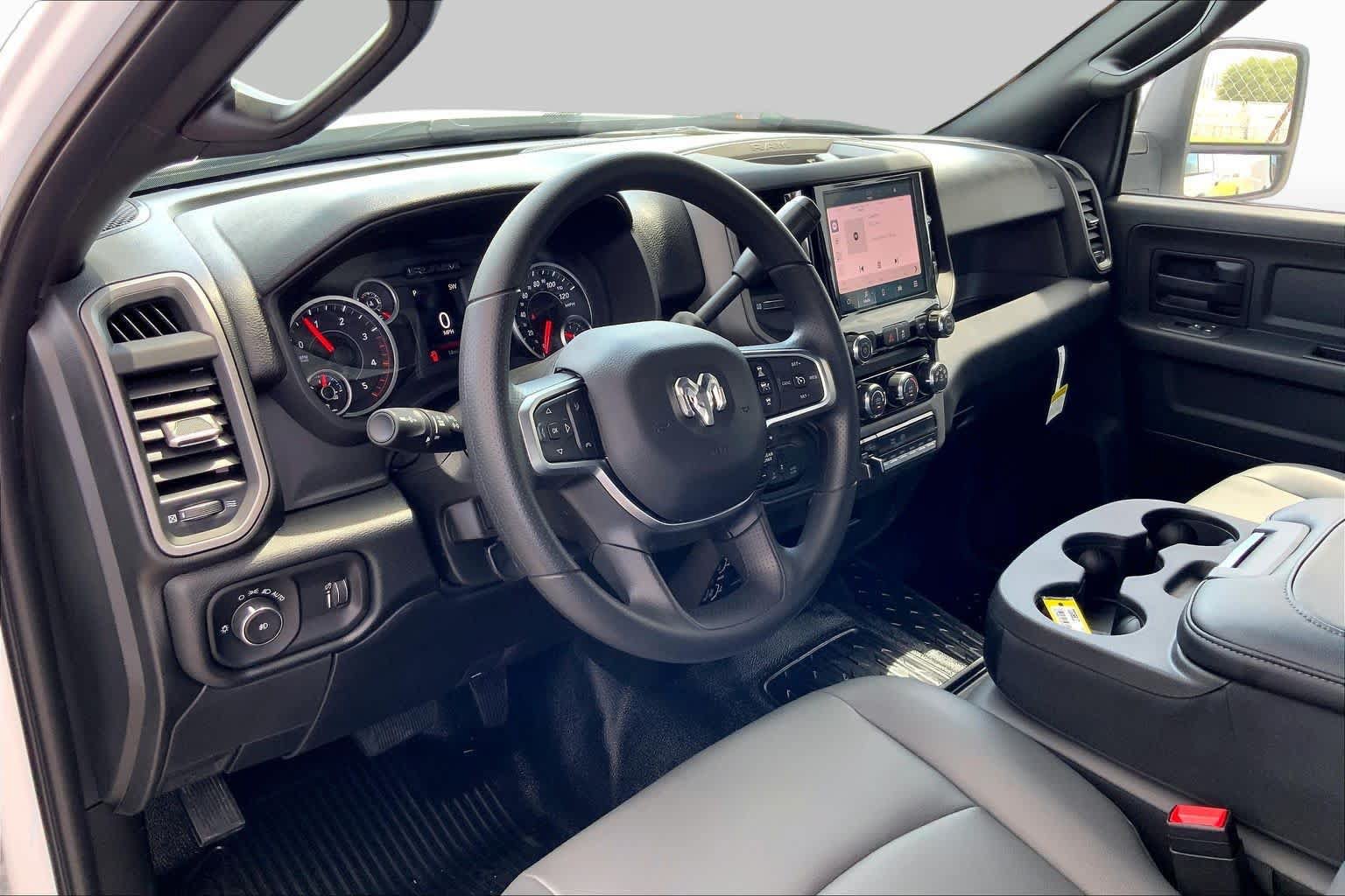 New 2026 RAM 4500 Tradesman AWD/4WD image 6