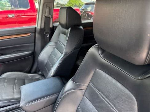 Used 2018 Honda CR-V Touring image 8