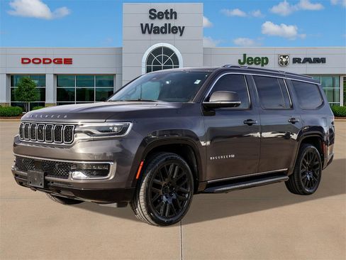 Used 2022 Jeep Wagoneer Series I w/ Convenience Group I image 3