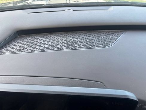 Used 2026 Kia Carnival FWD image 17