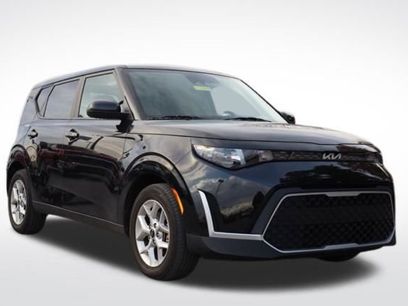 Used 2023 Kia Soul LX w/ LX Technology Package