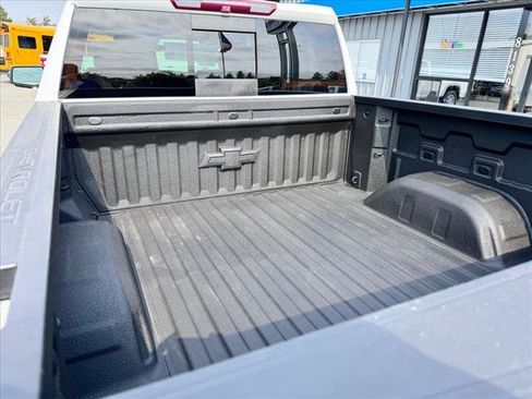 Used 2019 Chevrolet Silverado 1500 LTZ w/ LTZ Premium Package image 5