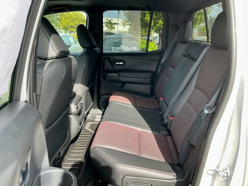 New 2026 Honda Ridgeline Black Edition image 9