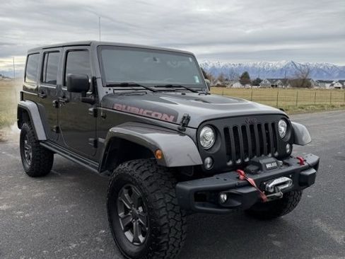 Used 2017 Jeep Wrangler Unlimited Rubicon image 4
