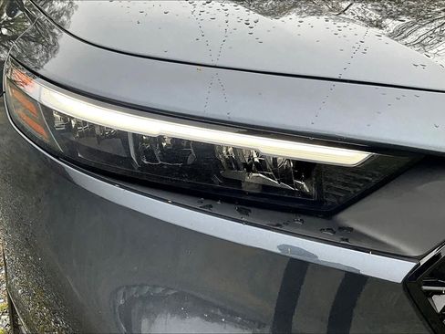 Used 2025 Honda Accord LX image 28