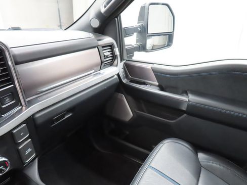 Used 2026 Ford F250 Platinum AWD/4WD image 29