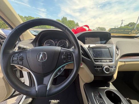 Used 2017 Acura MDX SH-AWD w/ Technology Package image 13