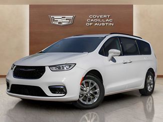 Used 2022 Chrysler Pacifica Touring-L AWD/4WD video 2