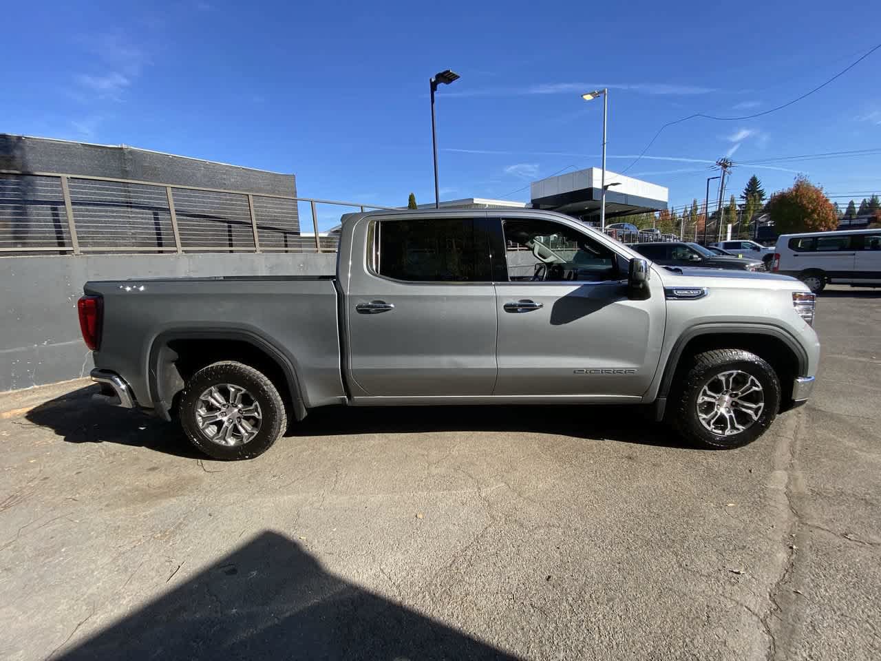 Used 2025 GMC Sierra 1500 SLT AWD/4WD image 7