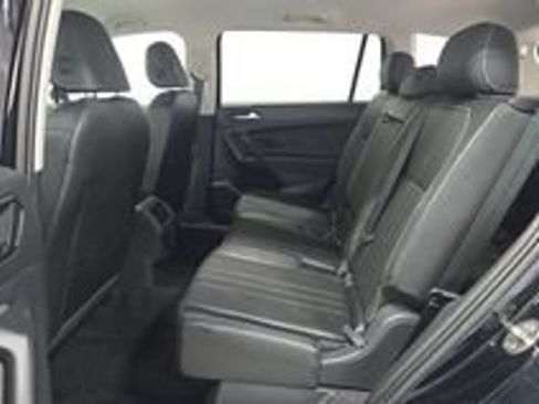 Used 2023 Volkswagen Tiguan SE FWD image 21