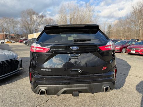 Used 2020 Ford Edge ST w/ Cold Weather Package image 6