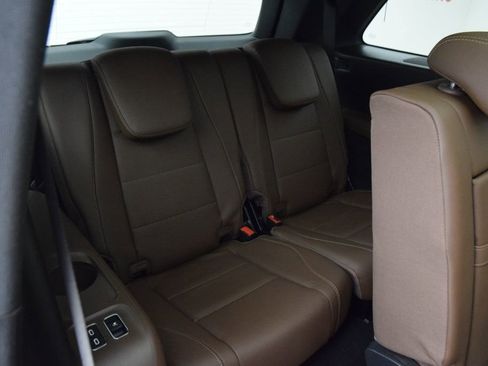 Used 2025 Mercedes-Benz GLS 450 4MATIC image 20
