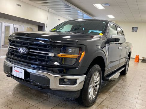 New 2025 Ford F150 XLT w/ Equipment Group 302A MID image 4