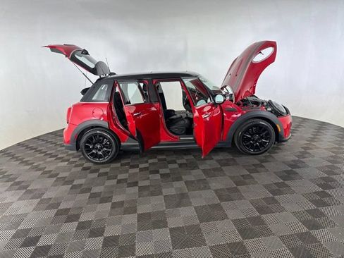 Used 2023 MINI Cooper 4-Door Hardtop FWD image 15