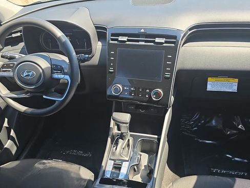 Certified 2023 Hyundai Tucson SE AWD/4WD image 10