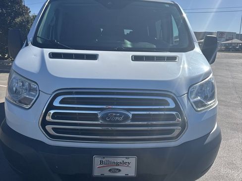 Used 2017 Ford Transit 350 XLT image 6