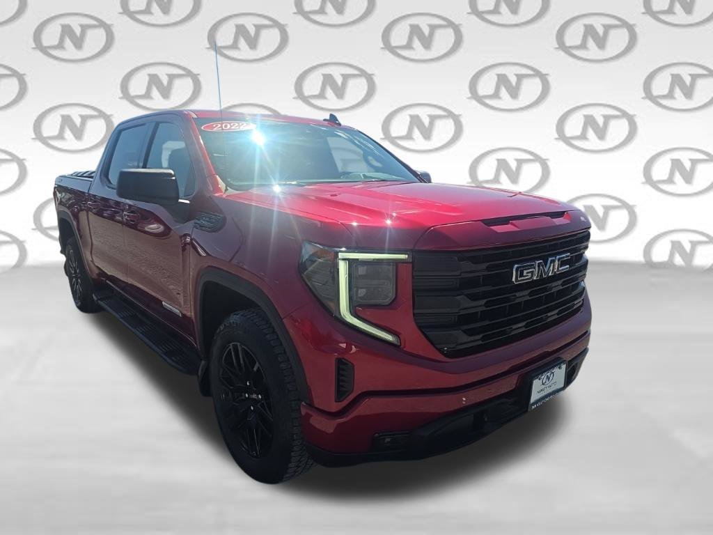 Used 2022 GMC Sierra 1500 Elevation w/ LPO, Elevation Black Package AWD/4WD image 17