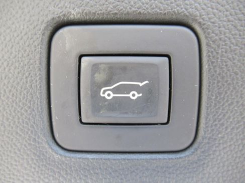 Used 2024 Buick Envista Preferred w/ Convenience I Package FWD image 34