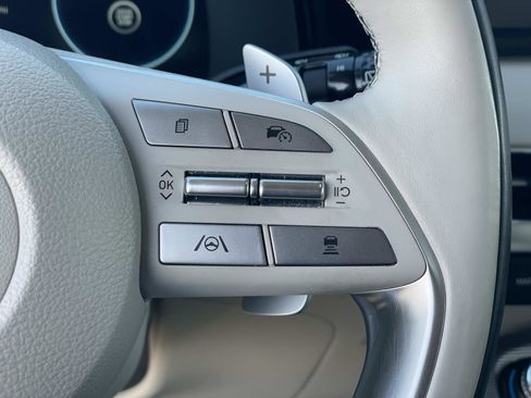 Used 2023 Hyundai Palisade Calligraphy image 9