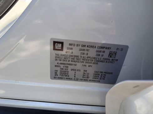 Used 2022 Buick Encore GX Preferred w/ Sport Touring Package FWD image 10