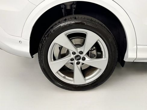 Used 2025 Audi Q5 Premium Plus w/ Premium Plus AWD/4WD image 34