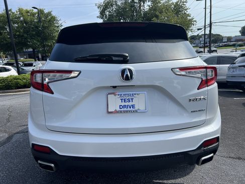 Certified 2025 Acura RDX SH-AWD image 4