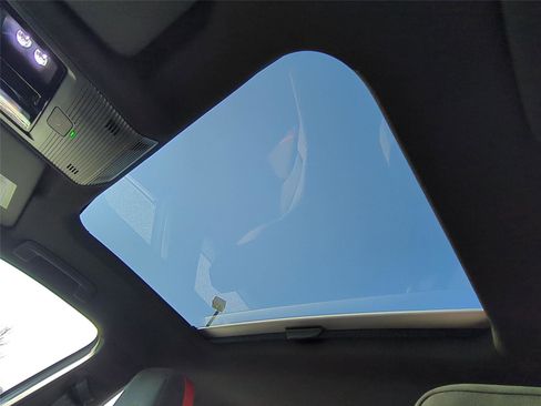 New 2026 Volkswagen Golf SE image 10