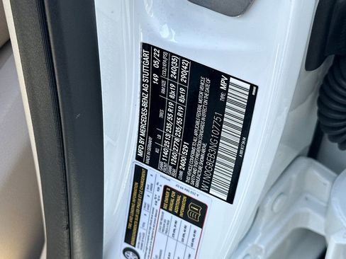 Used 2022 Mercedes-Benz GLC 300 4MATIC image 36