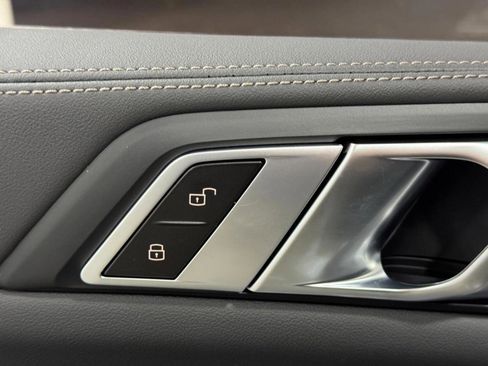 New 2026 BMW X5 xDrive40i w/ Premium Package image 25