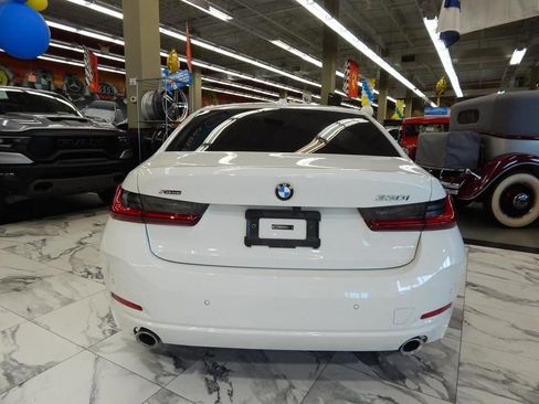 Used 2025 BMW 330i xDrive Sedan w/ M Sport Package image 5