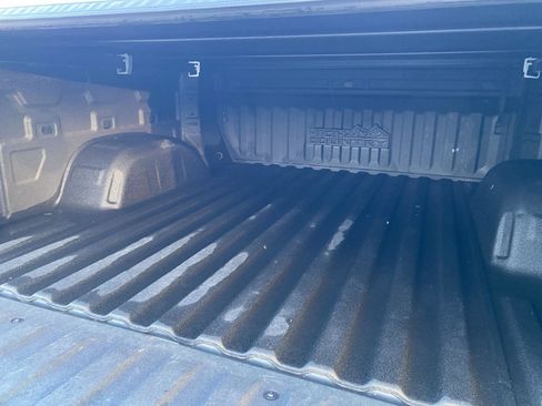 Used 2024 Chevrolet Silverado 1500 High Country w/ Technology Package image 16